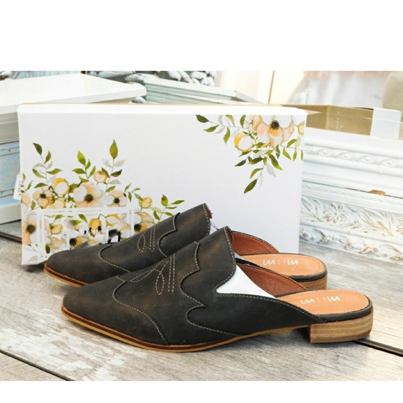 NIB- Sz 7's LEFT- LTHR STITCH "KENDRICK" SLIP ONS - Picture 5 of 8